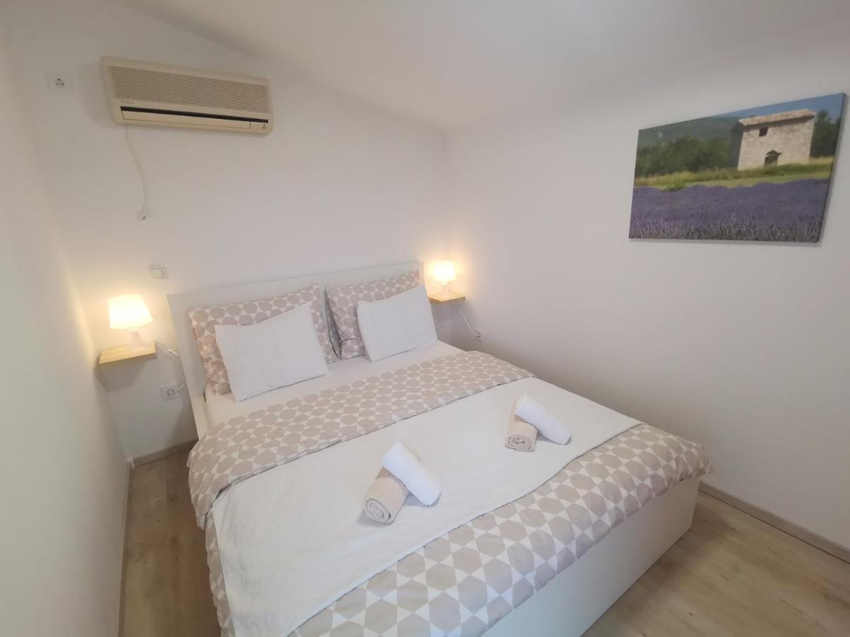 Apartament Old Town Paklenica Starigrad Paklenica Zewnętrze zdjęcie