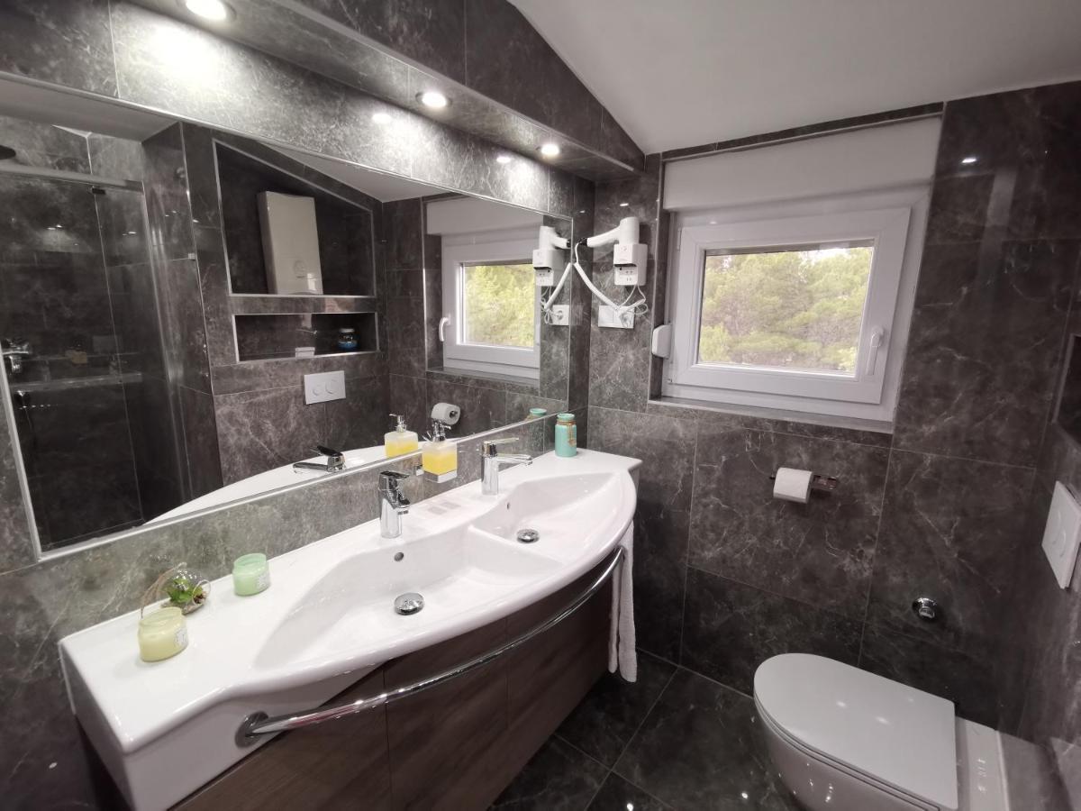 Apartament Old Town Paklenica Starigrad Paklenica Zewnętrze zdjęcie